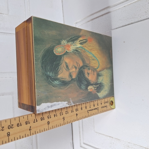 Native American Jewelry Box Art Print with Feather Details Woman & Child - Picture 6 of 11